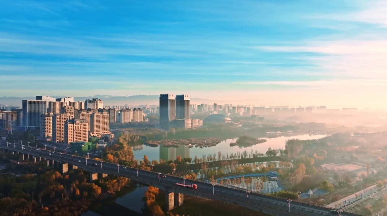 沐浴在晨曦中的伊犁河大桥_1_万里疆途I我来自伊犁_来自小红书网页版